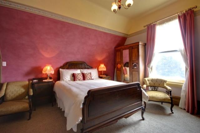 Westella Colonial B&B Accommodation Ulverstone Bilik gambar